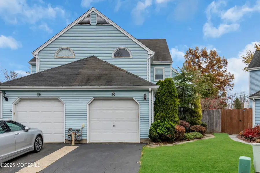 8 Harte Court, Freehold, NJ 07728 - Image #2