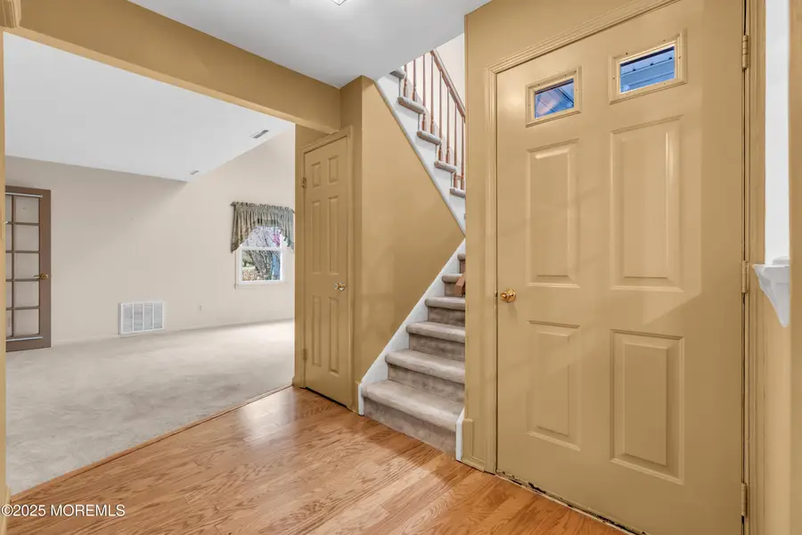 8 Harte Court, Freehold, NJ 07728 - Image #3