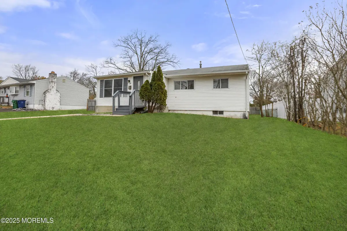 28 Brandies Road, Toms River, NJ 08757 - Image #1