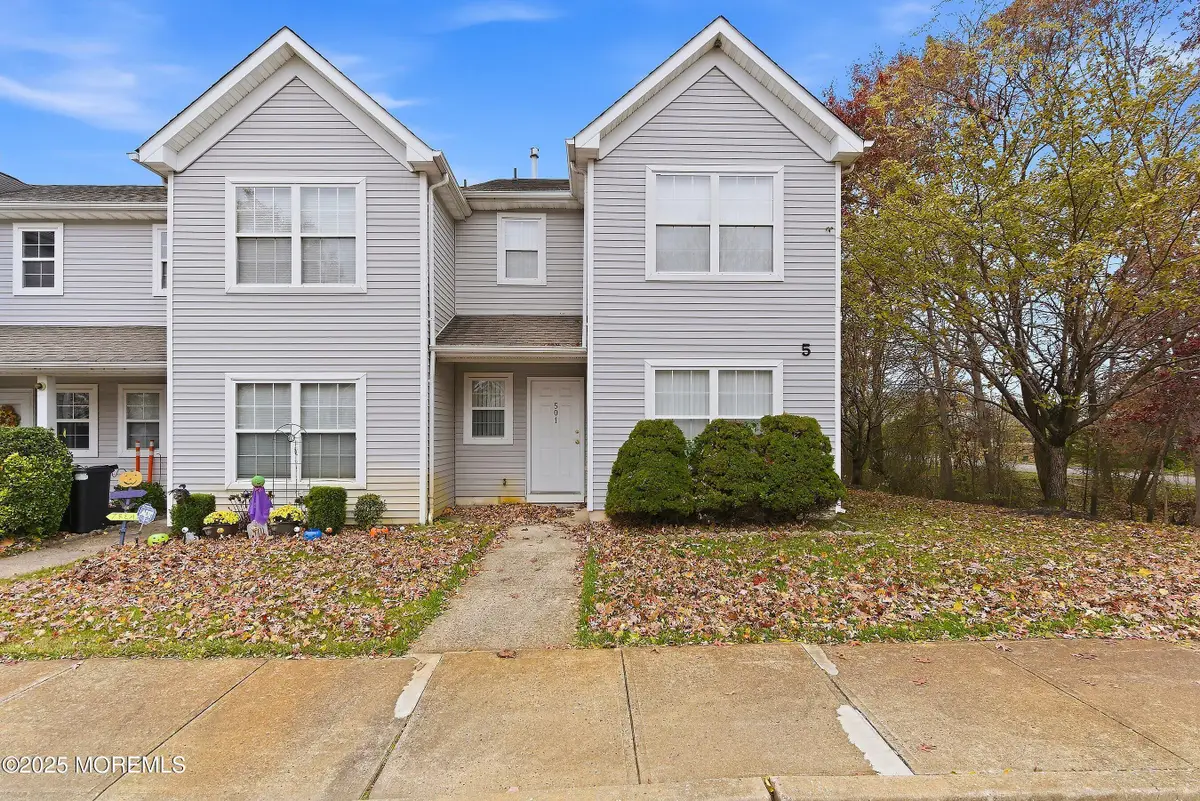 501 Horizon Drive, Toms River, NJ 08755 - Image #1