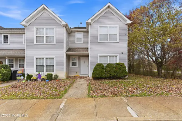 501 Horizon Drive, Toms River, NJ 08755