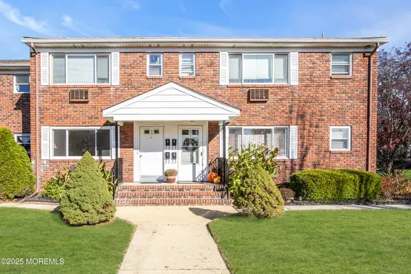 49 Laurel Place #A, Eatontown, NJ 07724