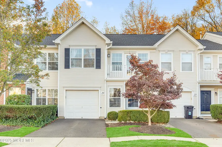 25 Sunningdale Circle, Manalapan Township, NJ 07726 - Image #2