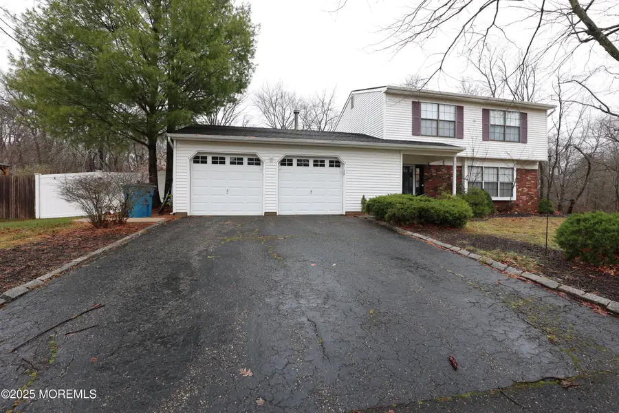 302 Princeton Drive, Howell, NJ 07731 - Image #3