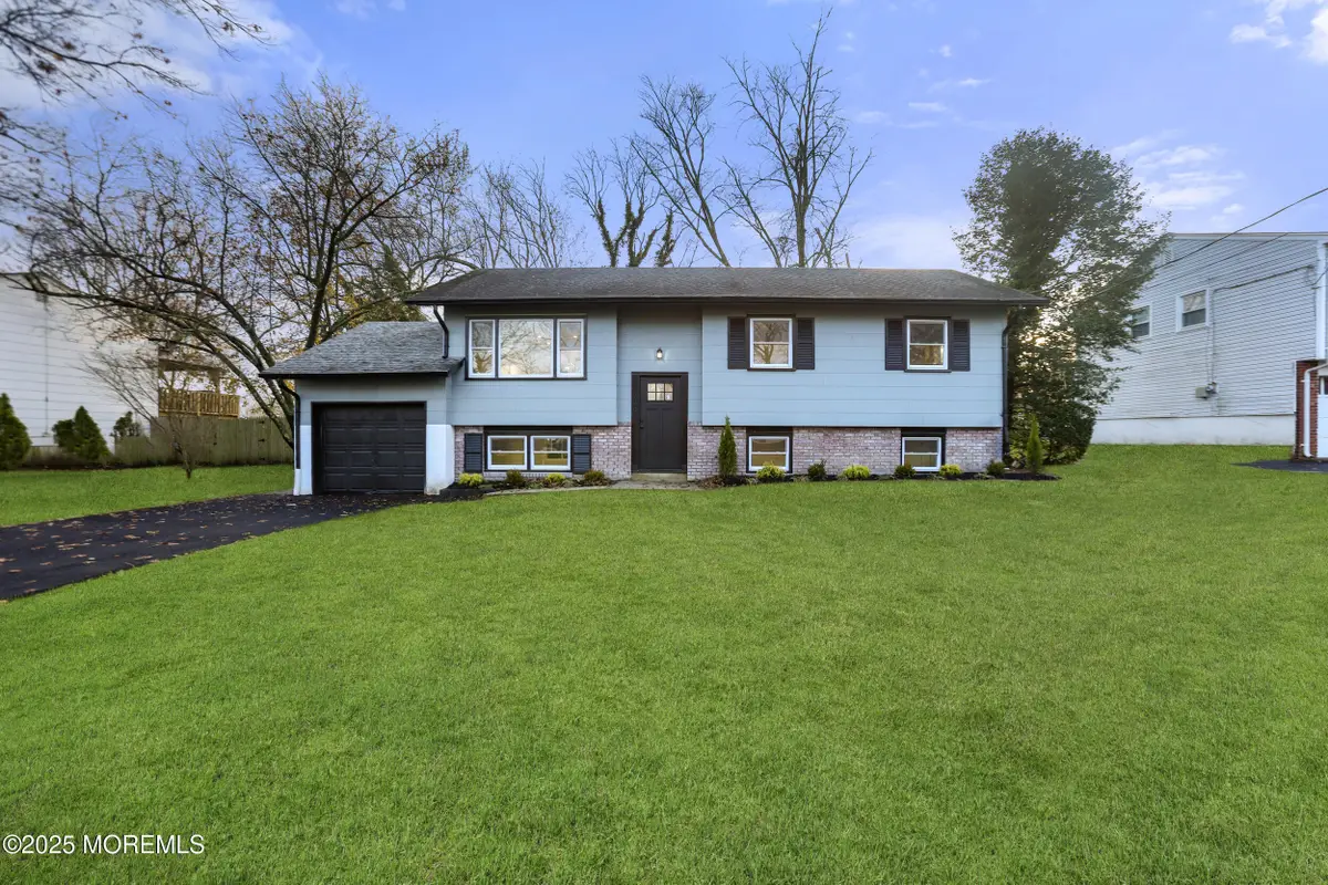 1599 Woodcrest Drive, Toms River, NJ 08753 - Image #1