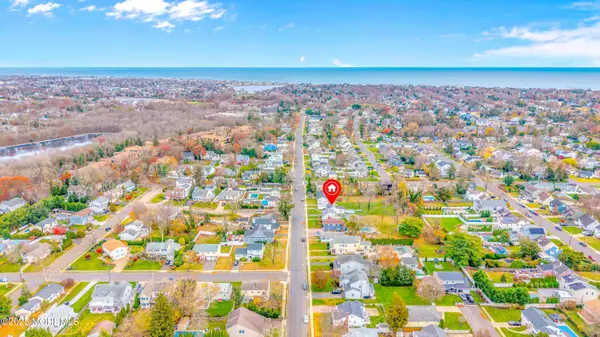 905 Wall Road, Spring Lake Heights, NJ 07762