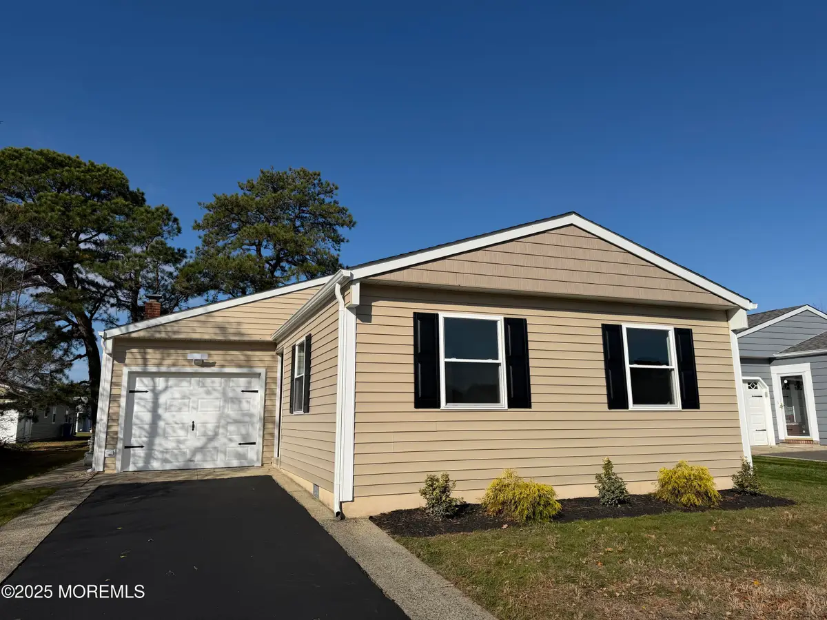 57 Innsbruck Drive, Toms River, NJ 08757 - Image #1