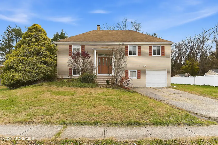8 Hampton Drive, Jackson, NJ 08527 - Image #3