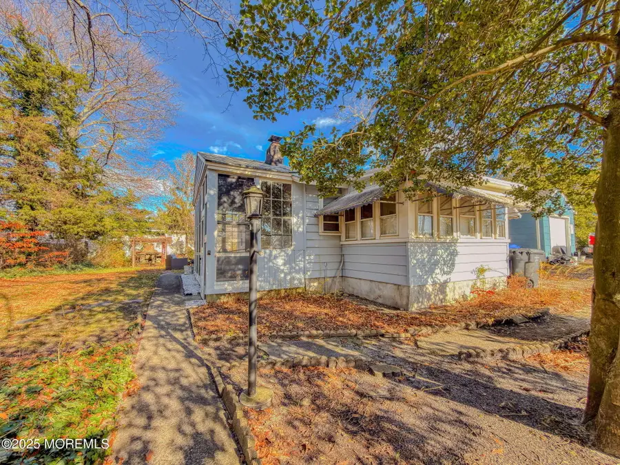 6 Vanard Drive, Brick, NJ 08723 - Image #2