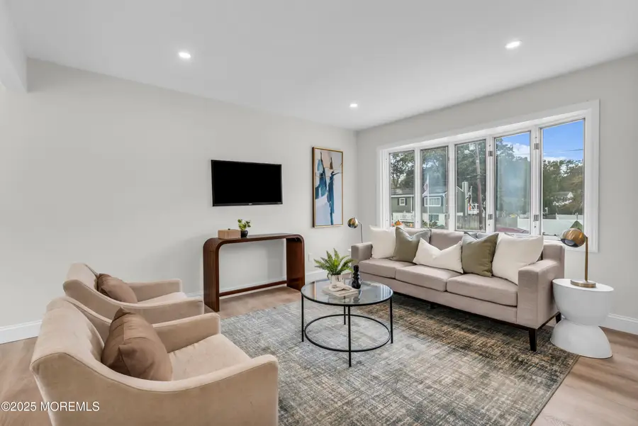 238 Lakewood Avenue, Bayville, NJ 08721 - Image #2