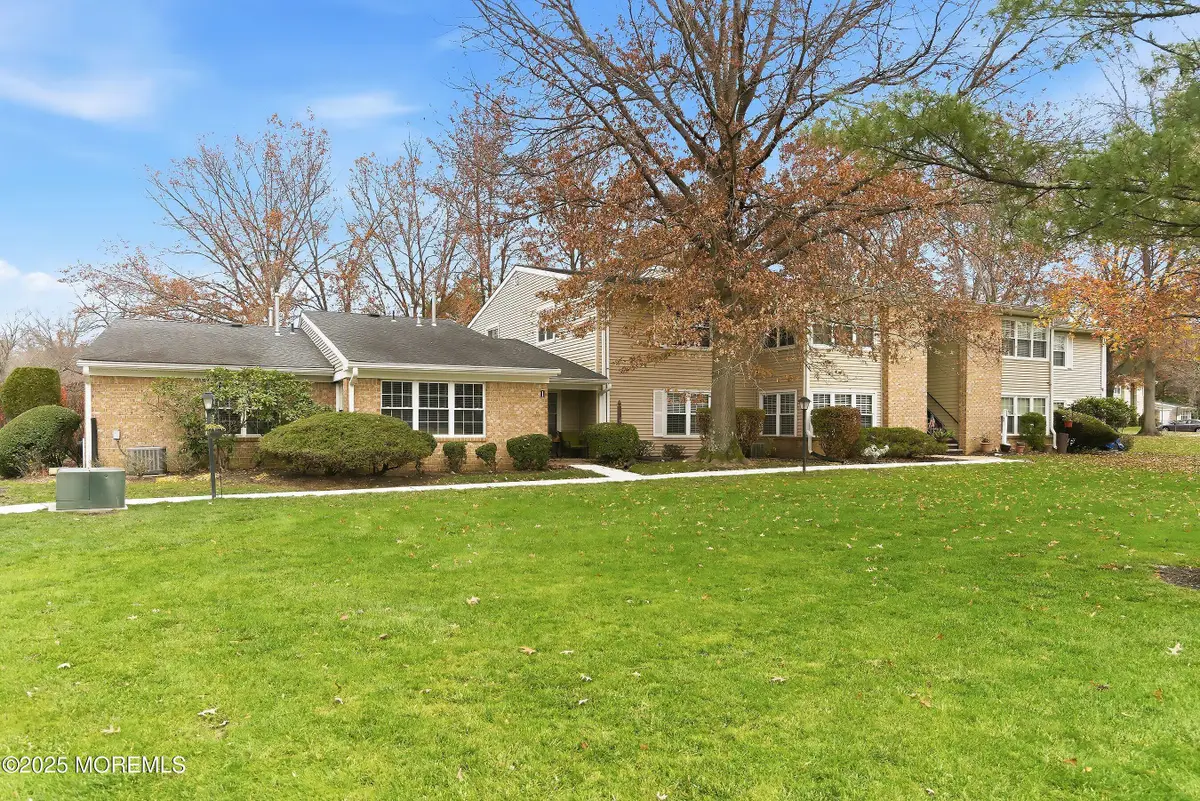 7 Boxwood Terrace #250, Red Bank, NJ 07701 - Image #1