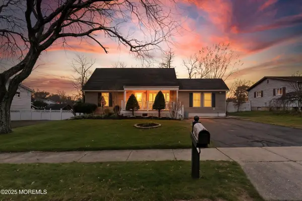 73 Connecticut, Jackson, NJ 08527