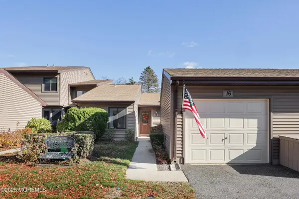 16 Concord Court, Red Bank, NJ 07701