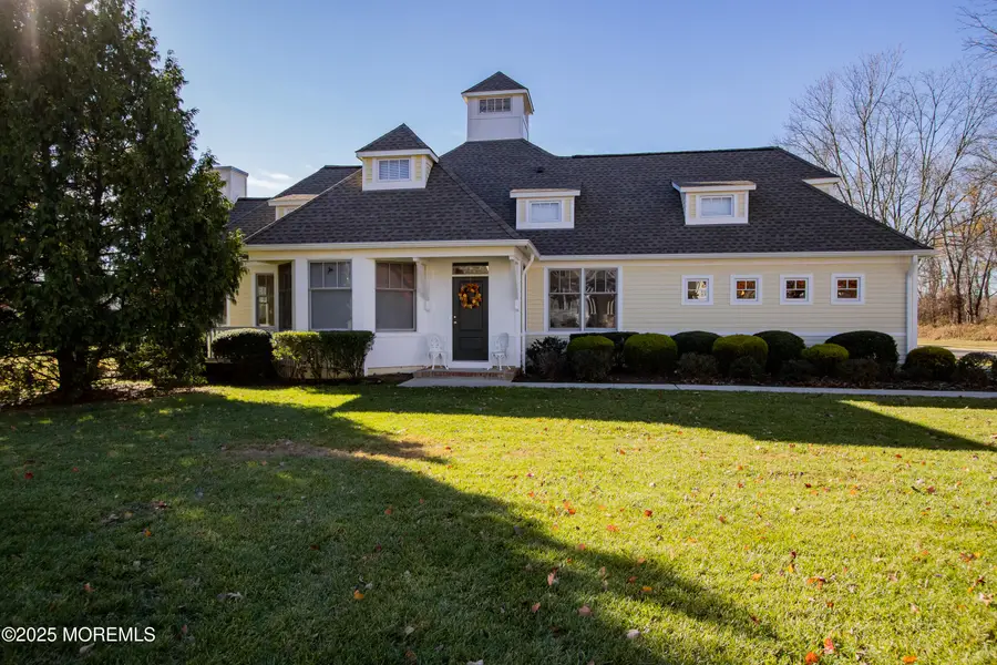 59 Thornbrooke Drive, Shrewsbury, NJ 07702 - Image #2