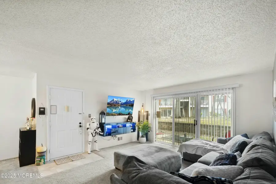 65 Mulberry Court, Hamilton, NJ 08619 - Image #3