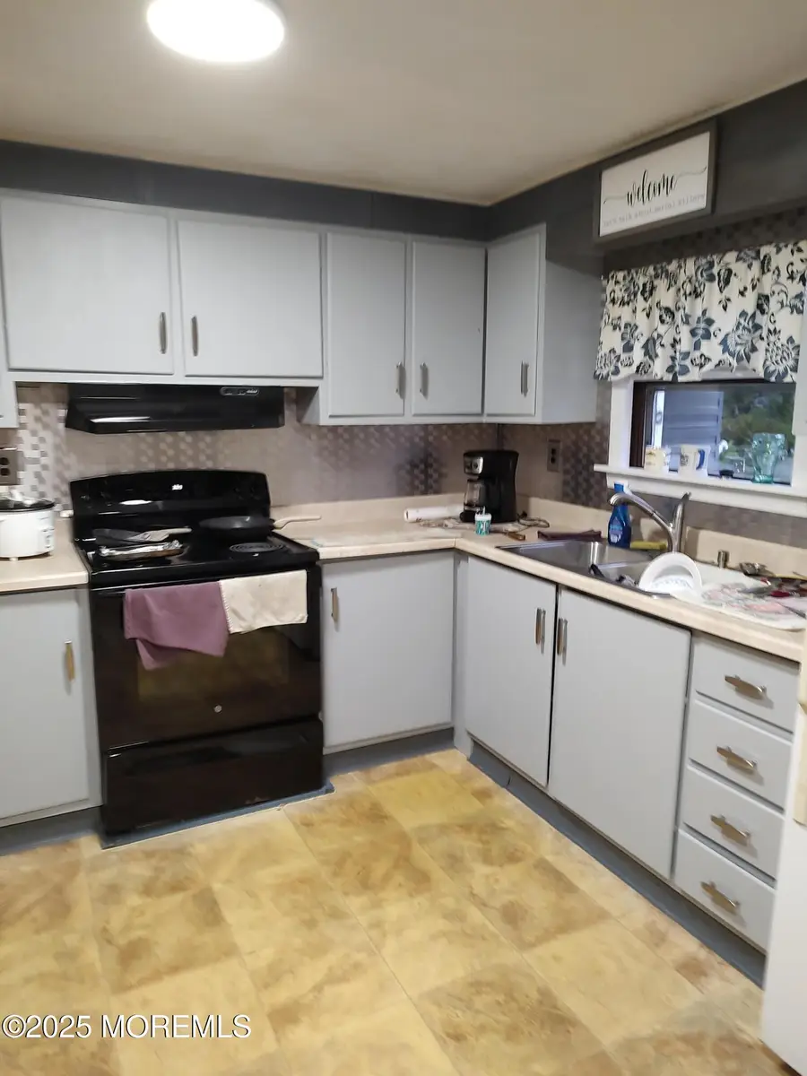 74 Woodchuck Parkway #74, Whiting, NJ 08759 - Image #3