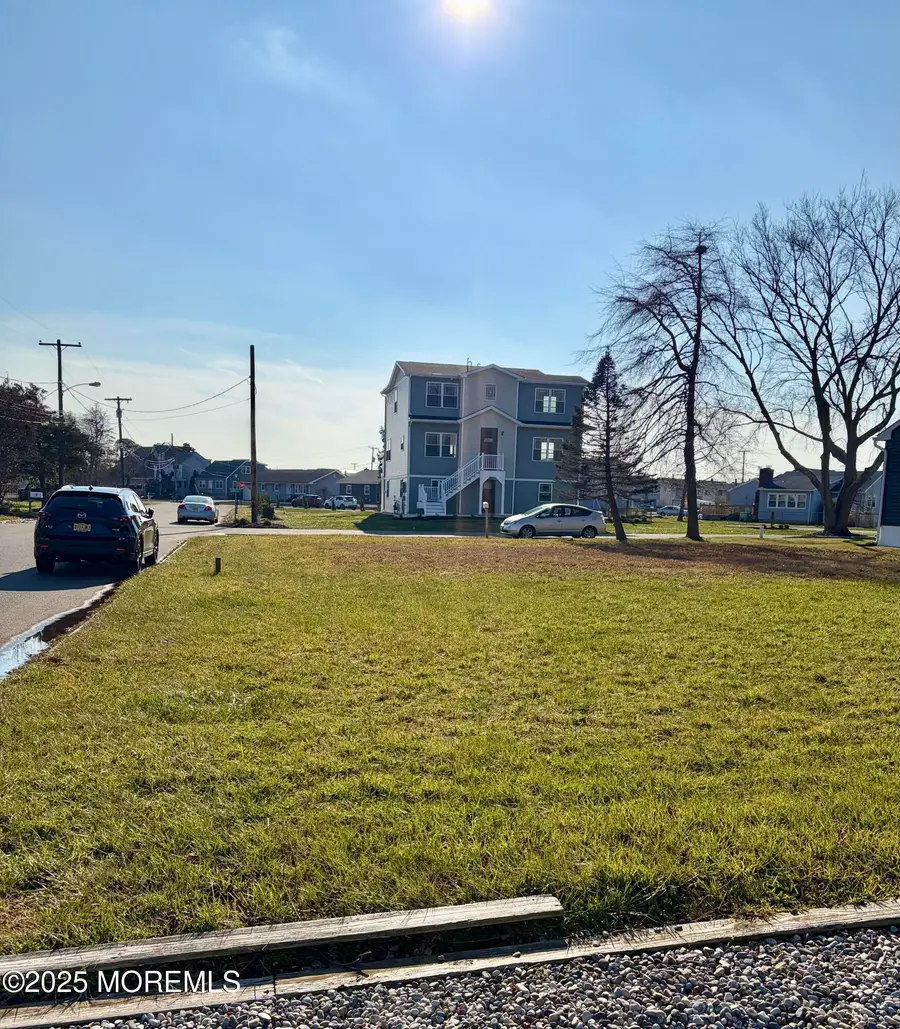101 Binnacle Lane, Toms River, NJ 08753 - Image #2