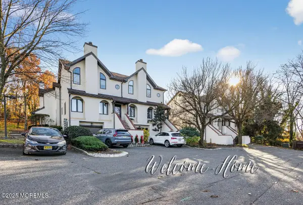 61 Tower Hill Drive #708, Red Bank, NJ 07701