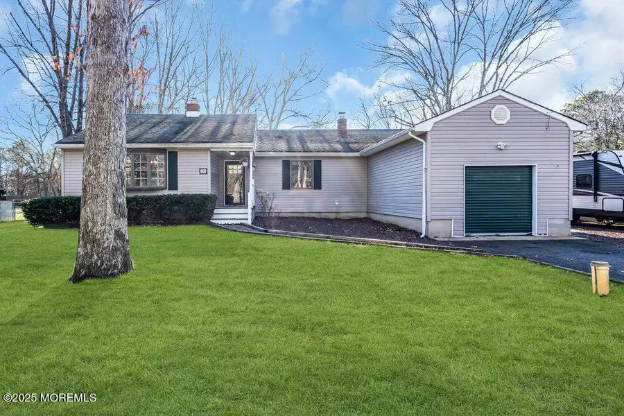 390 Frank Applegate Road, Jackson, NJ 08527 - Image #2