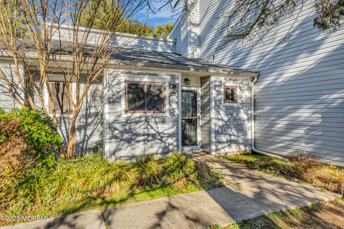 19 Helene Court, Tinton Falls, NJ 07724 - Image #1