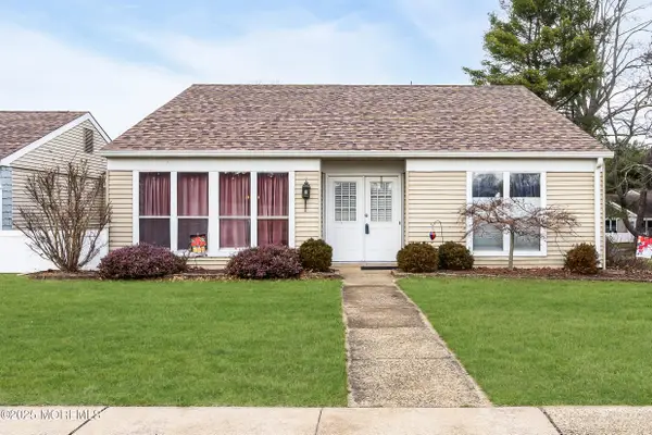 708C Wooton Court, Manchester, NJ 08759