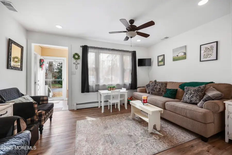 20 Ermack Street, Howell, NJ 07731 - Image #3