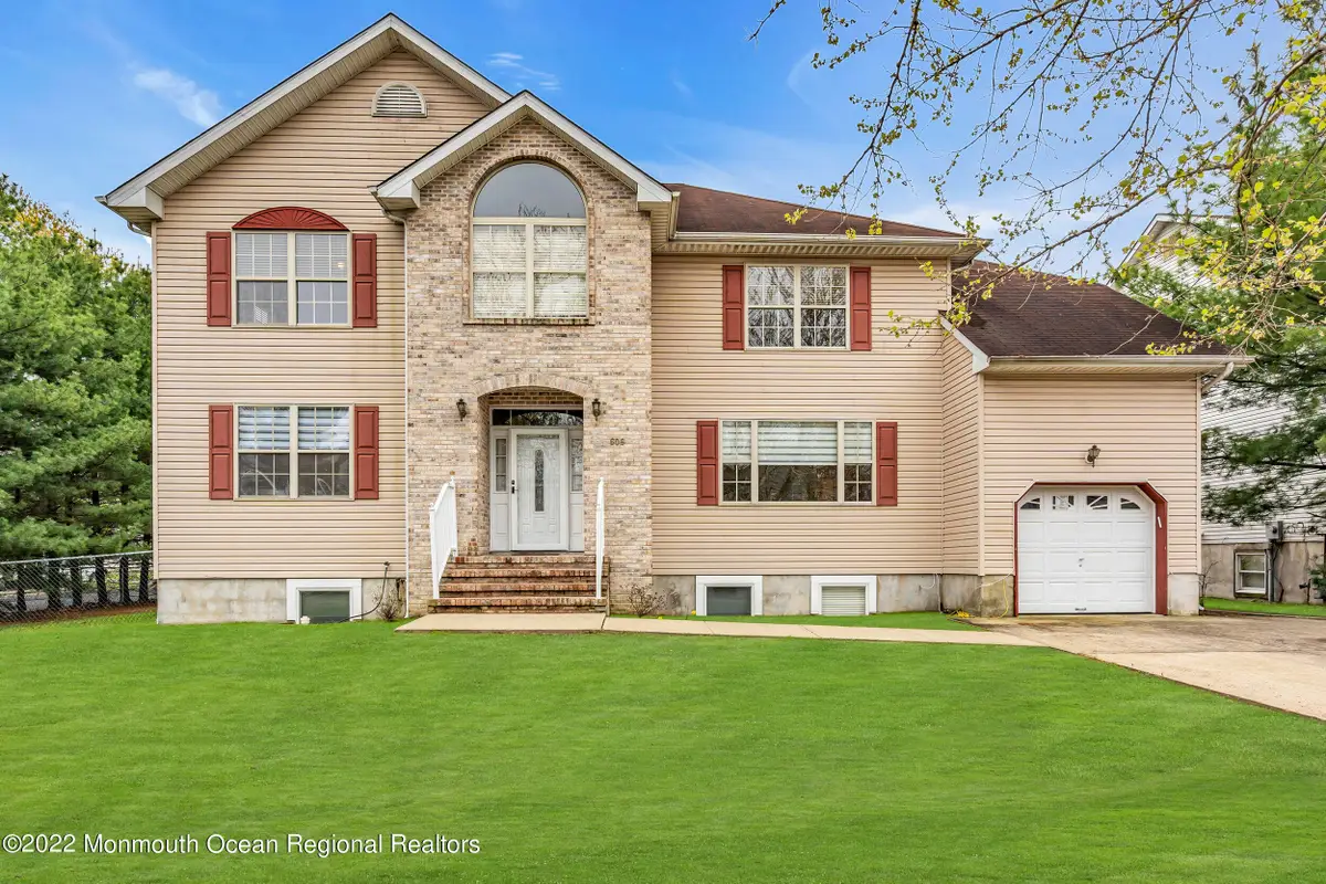 606 Kennedy Boulevard, Lakewood, NJ 08701 - Image #1