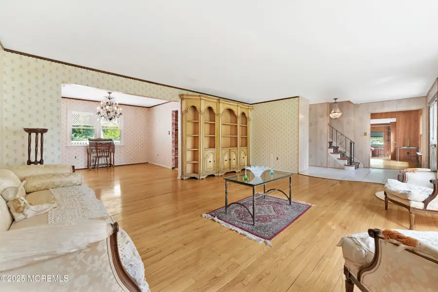 32 Woods Road, Freehold, NJ 07728 - Image #3