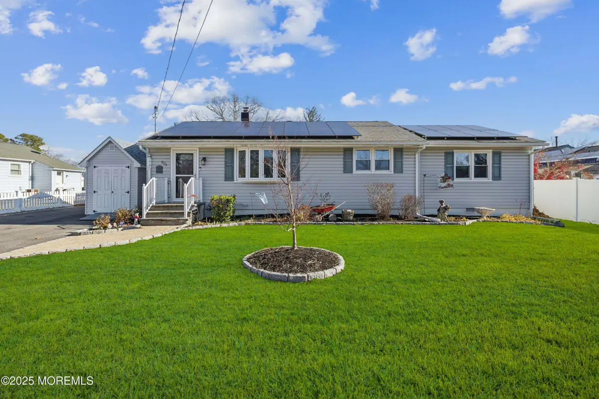 501 Rose Street, Lakehurst, NJ 08733 - Image #1