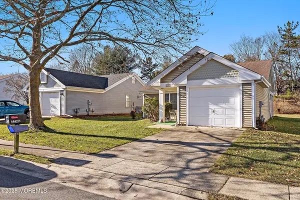 2246 Agincourt Road, Toms River, NJ 08755