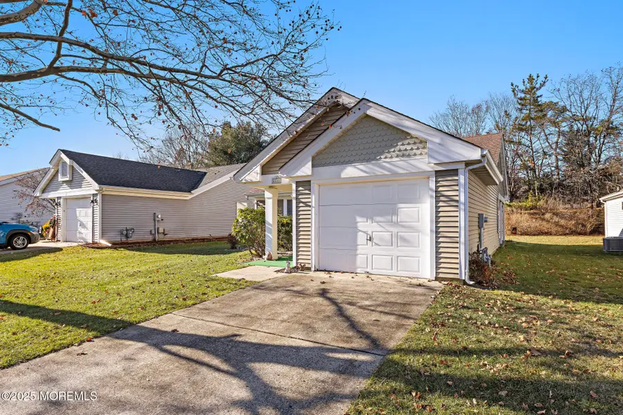 2246 Agincourt Road, Toms River, NJ 08755 - Image #2