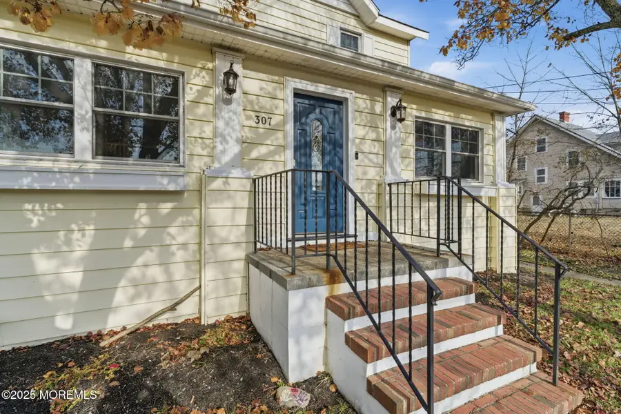 307 Pine Street, Lakehurst, NJ 08733 - Image #3