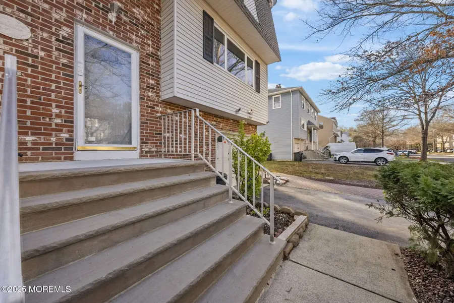 21 Lone Star Lane, Manalapan Township, NJ 07726 - Image #2