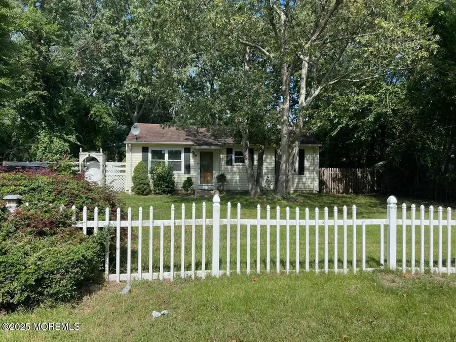 161 Ronald Road, Lakewood, NJ 08701 - Image #2