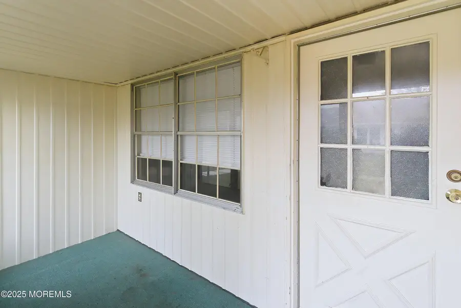 944F Aberdeen Drive, Lakewood, NJ 08701 - Image #3