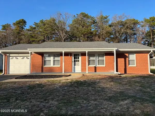 32 Constitution Boulevard, Whiting, NJ 08759