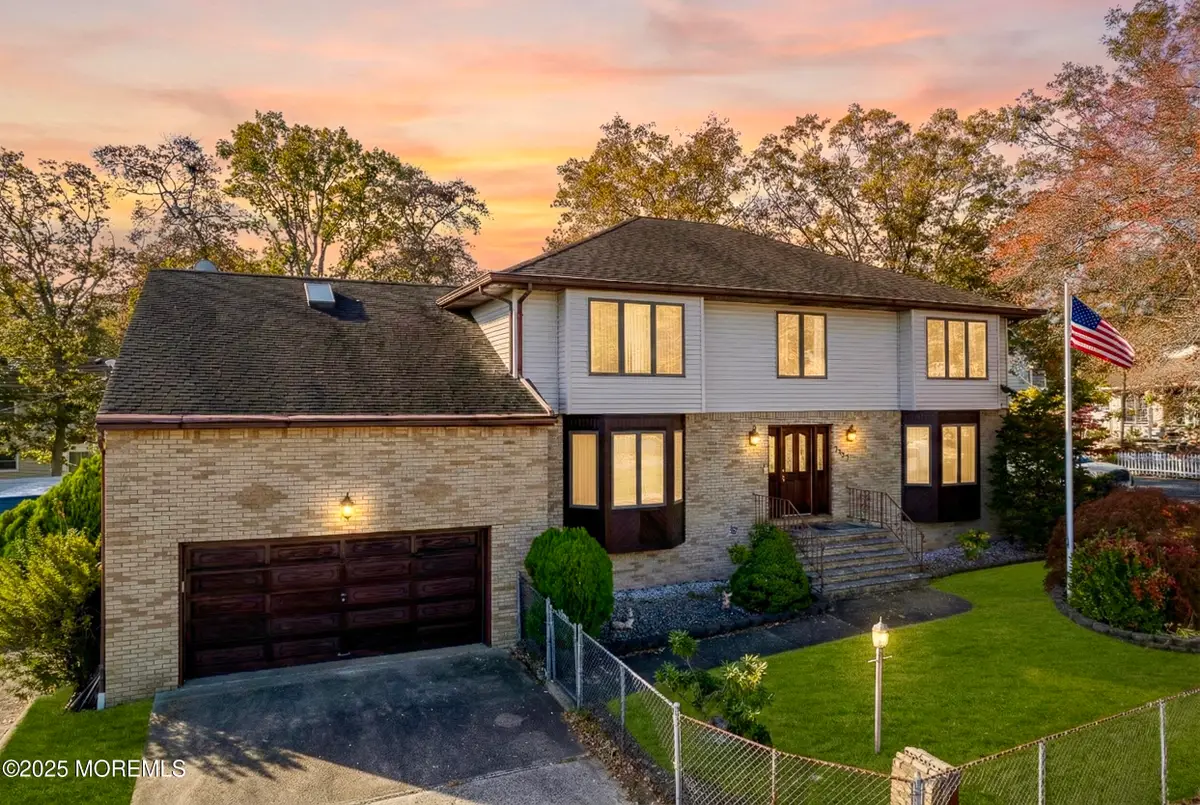 2003 Teakwood Road, Toms River, NJ 08753 - Image #1