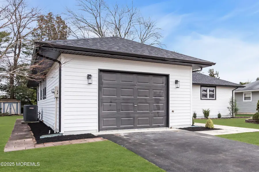 8 Kinsale Street, Toms River, NJ 08757 - Image #2