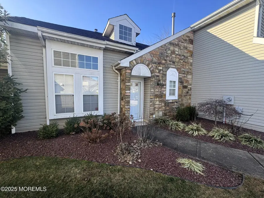 37 Citation Drive, Freehold, NJ 07728 - Image #2