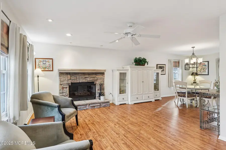 409 Sinclair Avenue, Lanoka Harbor, NJ 08734 - Image #3