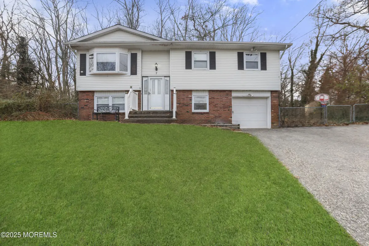 7 Citadel Court, Jackson, NJ 08527 - Image #1