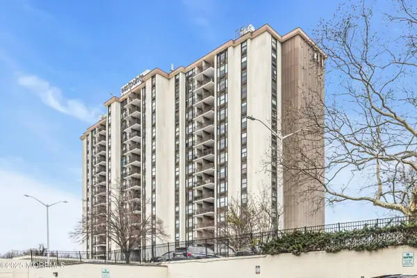 1 Scenic Drive #PH 11, Highlands, NJ 07732