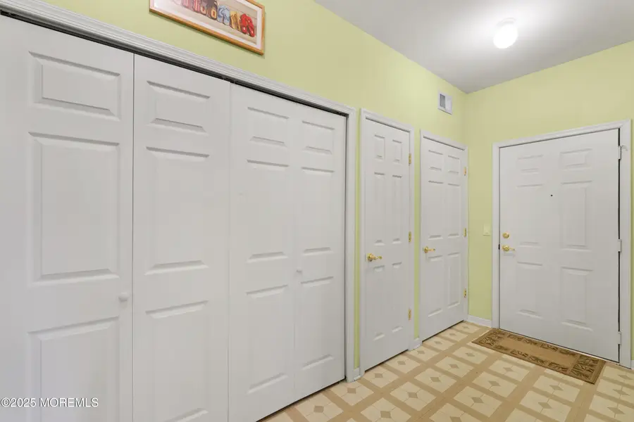 276 Beachway Avenue #8, Keansburg, NJ 07734 - Image #3