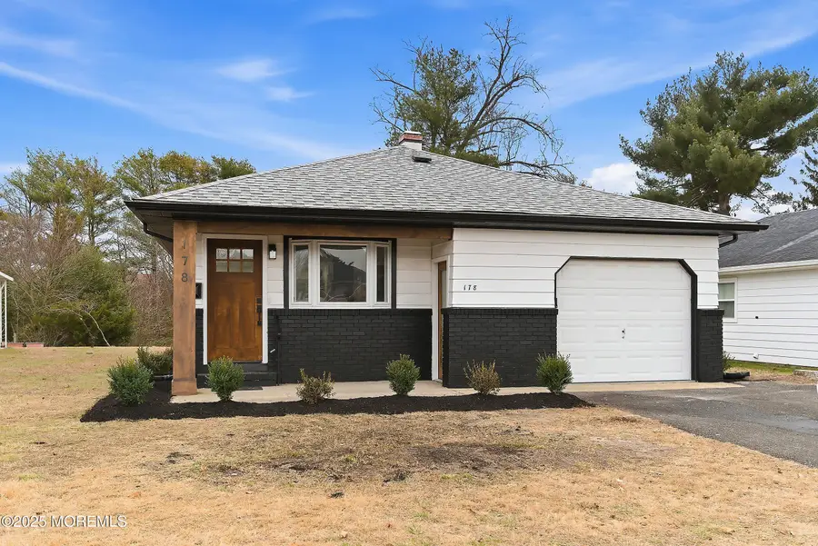 178 Charlotteville Drive, Toms River, NJ 08757 - Image #2