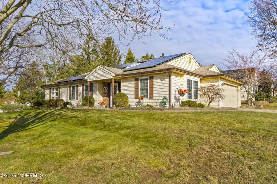 102 Carriage Hill Court, Columbus, NJ 08022 - #2