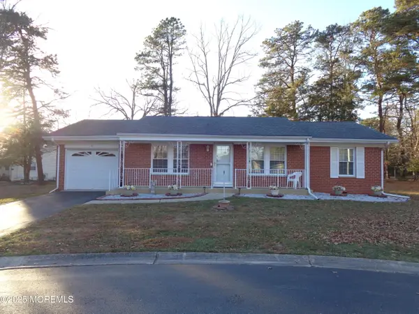 5 Mayflower Court, Whiting, NJ 08759