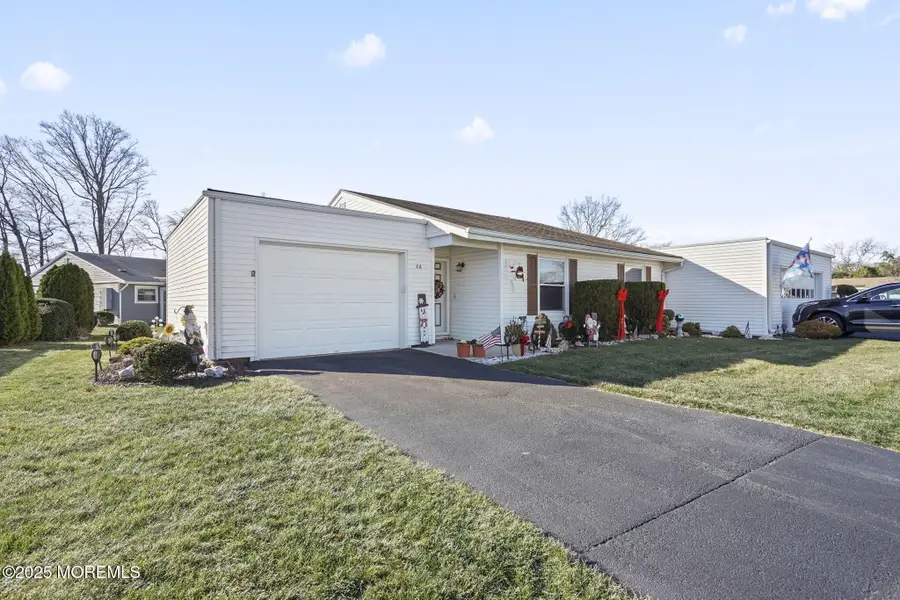 4 Aspen Plaza #4A, Monroe, NJ 08831 - Image #2