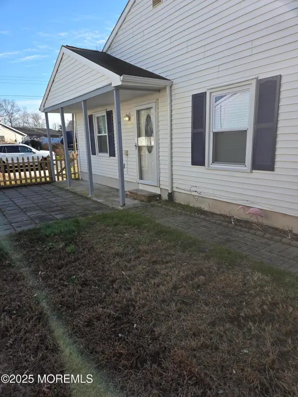 304 Lake Champlain Drive, Little Egg Harbor, NJ 08087