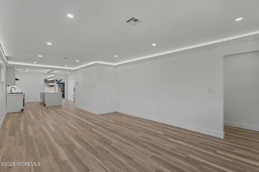 16 Saint Kitts Drive, Toms River, NJ 08757 - Image #3