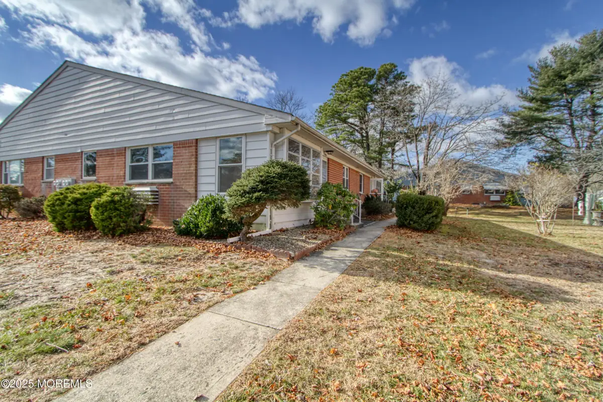 146 Hudson Parkway #B, Whiting, NJ 08759 - Image #1
